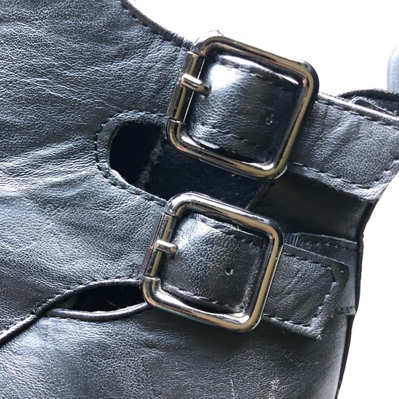 Bella Marie Chunky Black Boots - Picture 4 of 5